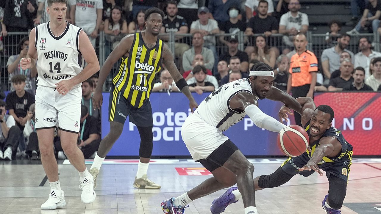Fenerbahçe şampiyonluğa yaklaştı