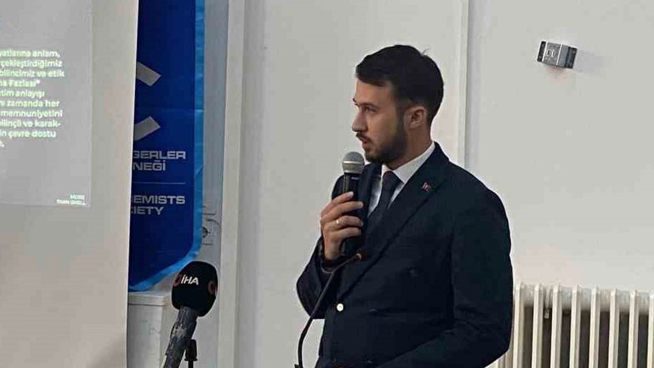 Ankara Üniversitesinde Kimya öğrencilerine ‘Beyaz Önlük Töreni’