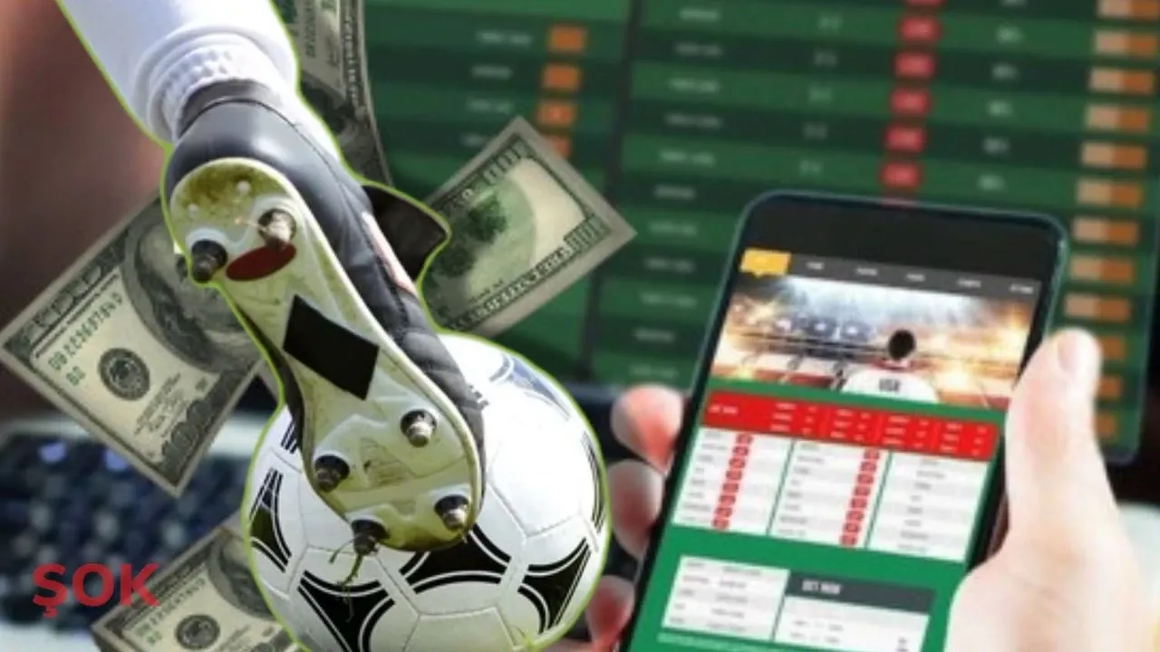 Son Dakika I TFF bahisçi hakemlerin cezasını açıkladı: Zorbay Küçük için olağanüstü karar!