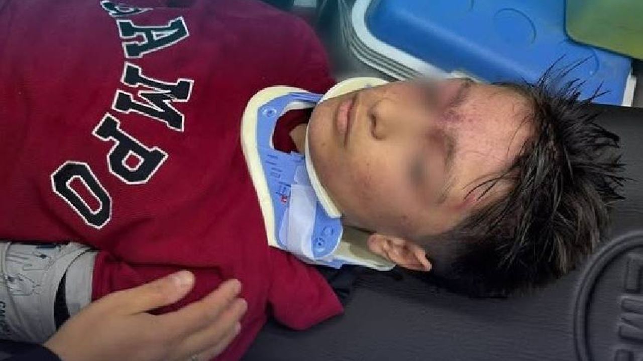 Okul çıkışı merdivenlerinde izdiham: 23 öğrenci yaralandı!