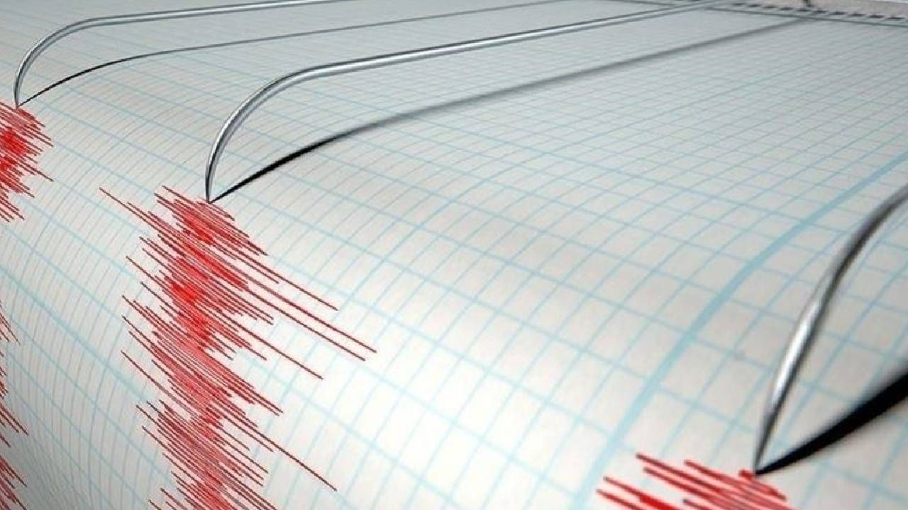 Sındırgı'da huzur yok: 'Sürekli deprem alarmında yaşıyoruz'