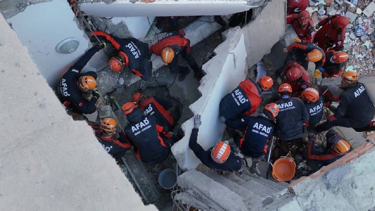 Sesimi duyan var mı? Gebze'de çöken 7 katlı binadaki aile için umutlar tükeniyor