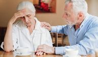 İşitme kaybı Alzheimer riskini artırıyor
