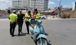 Otomobil ile çarpışan motosikletin sürücüsü yaralandı