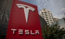 Gerilim hisseleri vurdu: Tesla çakıldı