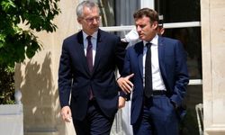 Macron ve Stoltenberg Paris'te bir araya geldi