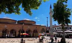 Minaresi kendisinden bağımsız olan cami