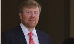 Hollanda Kralı Willem Alexander, özür diledi