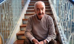 Türk sinemasının çınarı Safa Önal hayatını kaybetti
