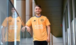 Yunus Akgün resmen Leicester City’de! Forma numarası belli oldu