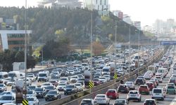 İstanbullular dikkat: Valilik açıkladı, bu yollar trafiğe kapatılacak