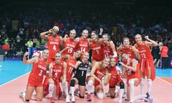 6’da 6 yaptılar! Filenin Sultanları şampiyonluğa koşuyor