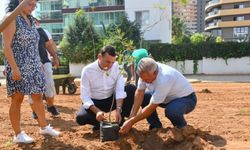 Mersin’de alkışlar Başkan Özyiğit’e