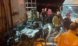 İstanbul TEM Otoyolu'nda feci kaza: 4 çocuk öldü, 4 kişi yaralandı