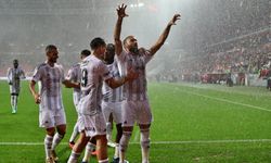 Ne yağış ne Samsun durdurabildi! Beşiktaş kaptı kaçtı!