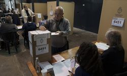Arjantin'de devlet başkanı seçiminin ikinci turu yarın yapılacak