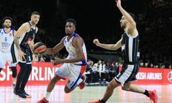 Anadolu Efes'in kapağını İtalya'da açtılar! Fena köpürttüler!