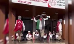 Türk öğrencilerden meşhur 'Dabke' dansı!