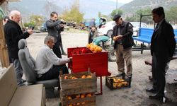 Çamaşır makinasını hurma soyma makinasına dönüştürdü