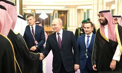 Putin, Suudi Arabistan Veliahtı Selman ile bir araya geldi