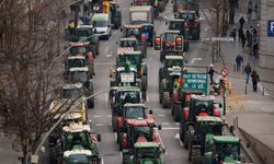 İspanya'da çiftçilerin yol kapatma eylemi üçüncü gününde