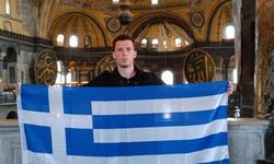 Yunan turistten saygısız Ayasofya paylaşımı