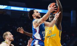 Anadolu Efes, Euroleague'de son saniyede güldü