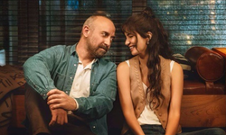 Tuba Büyüküstün ve Halit Ergenç'li 'Yarın Yokmuş Gibi' Fransa yolcusu!