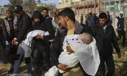 10 yıl beklediği bebeklerini İsrail saldırısında kaybetti