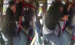 Otobüste ortalık karıştı! Şoför yolcuya sopa ile saldırdı