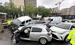 SON DAKİKA! Beşiktaş'ta zincirleme kaza! Karşı şeride geçti, 8 kişi yaralandı