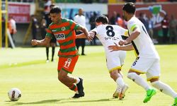 Alanyaspor'dan evinde gol yağmuru