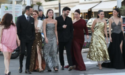 Kızılcık Şerbeti'nin Cannes çıkarması: MIPTV Fuarı’nda gövde gösterisi!
