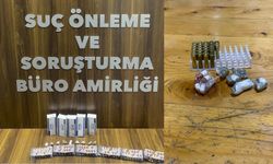 İzmir'de suçüstü yakalanan 2 zehir taciri tutuklandı