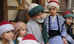 101 çocuğu evlat edinen Turgay Tanülkü, Mehmed Fetihler Sultanı'nda 'Hızır' oldu!