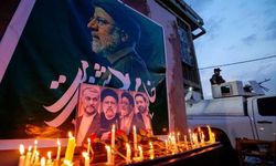 İran Cumhurbaşkanı Reisi için Tebriz'de cenaze töreni!