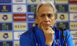 Jorge Jesus, Kerem Aktürkoğlu'yla dalga geçti: Biri hakemlerin tarafsız olduğunu söylesin