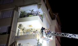 Apartmanda yangın çıktı: İnsanlar sepetle kurtarıldı!