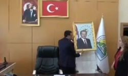 Cumhurbaşkanı Erdoğan'ın fotoğrafını indirdiler, bir de kayda aldılar