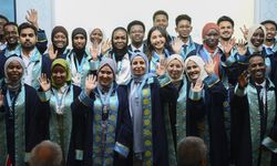 Maarif Vakfı, Türkiye'deki eğitimlerini tamamlayan mezunları için tören düzenledi