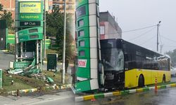 Avcılar'da korkunç kaza! İETT otobüsü park halindeki araçlara çarptı
