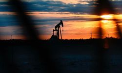 Küresel petrol arzı haziranda günlük 150 bin varil arttı