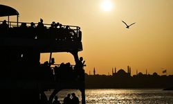 İstanbul'da bazı vapur seferlerine hava muhalefeti engeli