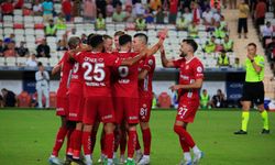 Antalyaspor son dakikada güldü