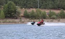 Erzurum'da Teke Deresi Göleti'nde jet ski heyecanı