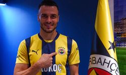 Fenerbahçe, Filip Kostic’i renklerine bağladı