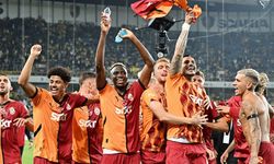 Galatasaray soyunma odasında yabancı birliği!