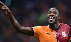 Batshuayi çift forvette yok!