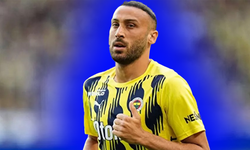 Fenerbahçe'den ayrılacağı iddia edilmişti! Cenk Tosun'dan resmi açıklama geldi