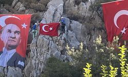 Olimpos'ta kaya tırmanışıyla Cumhuriyet'in 101. yılı kutlandı